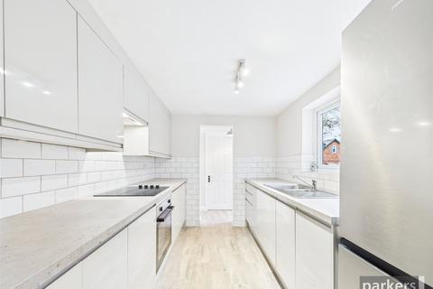 3 bedroom terraced house to rent, West Hill, Berkshire RG1