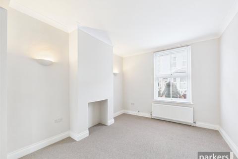 3 bedroom terraced house to rent, West Hill, Berkshire RG1