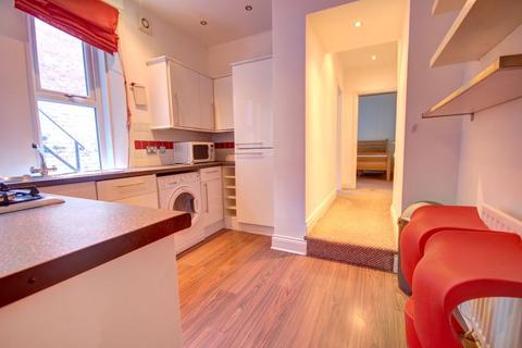 2 bedroom apartment to rent, Queens Road, Newcastle Upon Tyne NE2