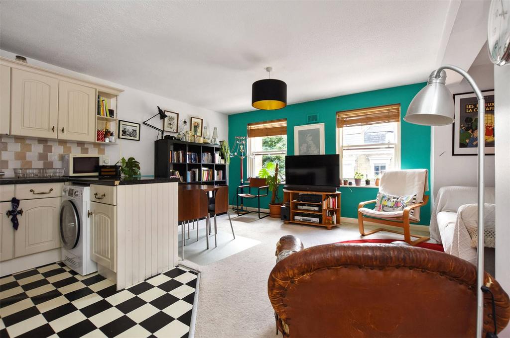 Kitchen/Living Room