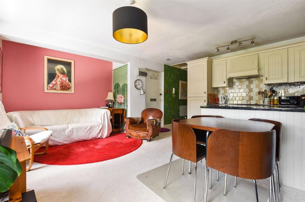 Living Room/Kitchen