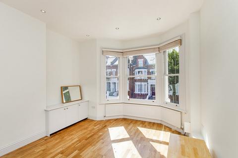 4 bedroom flat to rent, Sherriff Road, West Hampstead NW6