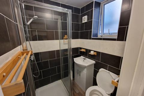 1 bedroom in a flat share to rent, Biscayne House, 16 Longside Lane (On Campus), Bradford, BD7