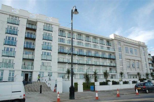 113 Spectrum Apartments Central Promenade Douglas Isle Of Man Image 1 Of 9