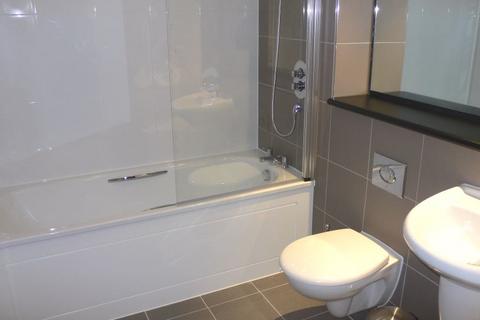 2 bedroom apartment to rent, The Gateway West, East Street, Leeds, West Yorkshire, LS9