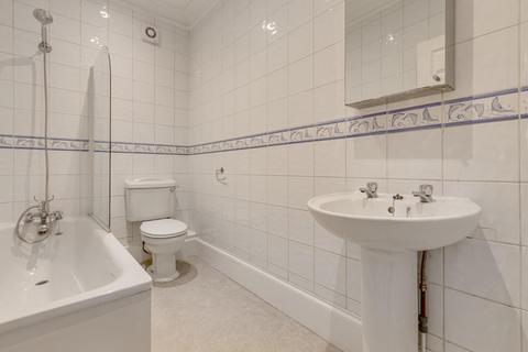 Studio to rent, King Henrys Road, Primrose Hill, NW3