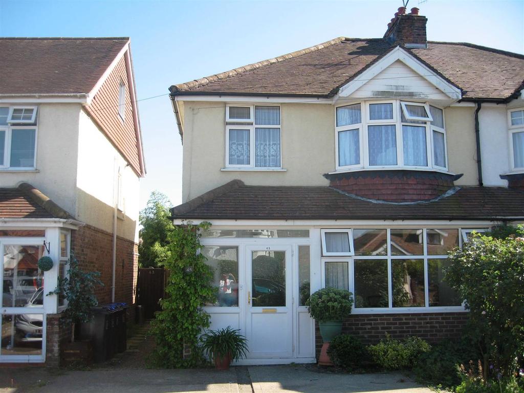 Crabtree Lane, Lancing 3 bed semidetached house £299,950