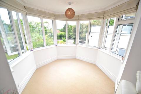 2 bedroom flat to rent - Lower Parkstone