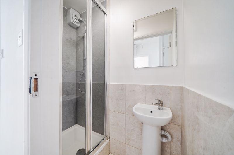 Apartment in London, Mile End - View 4