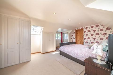104 Chaul End Road, Caddington, Luton, LU1 4AS