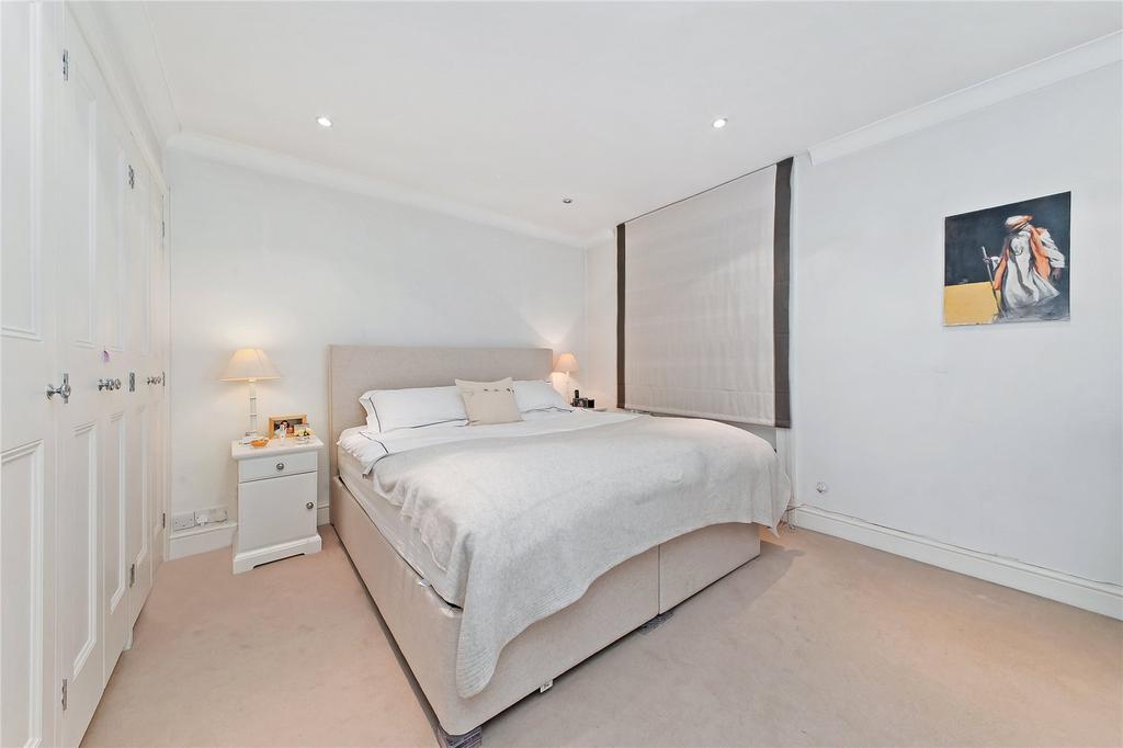 Apartment in London - View 3
