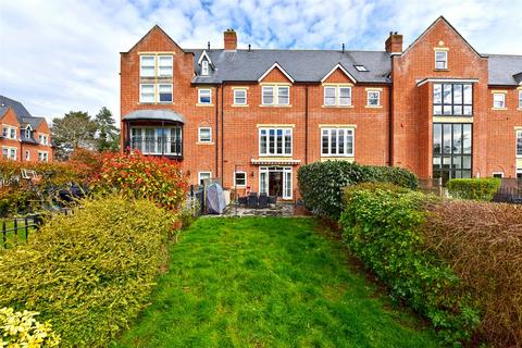 4 bedroom terraced house to rent, The Cloisters, Bridgeman Drive, Windsor, Berkshire, SL4