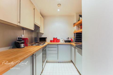 1 bedroom flat to rent, Colefax Building, London