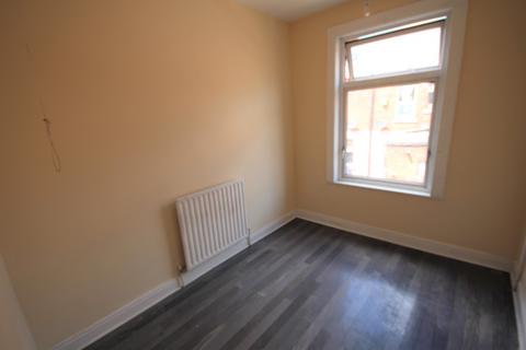 3 bedroom terraced house for sale, Nowell Mount, Leeds, West Yorkshire, LS9