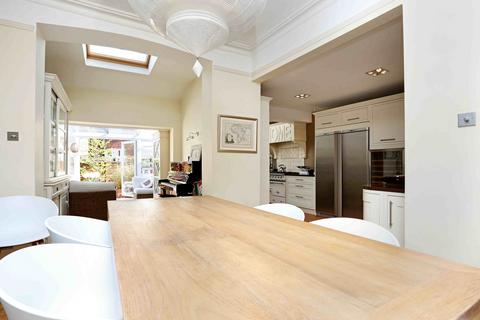 4 bedroom house to rent, WINDSOR, FRANCES ROAD