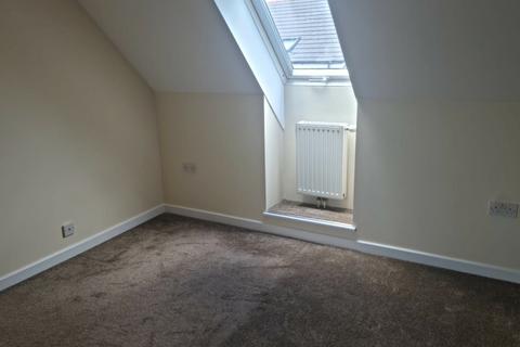 1 bedroom terraced house to rent, 1 bed End of Terrace House on Orchard Close