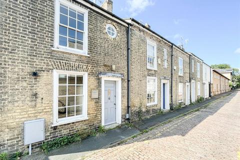 2 bedroom end of terrace house to rent, Saxon Street, Cambridge, CB2
