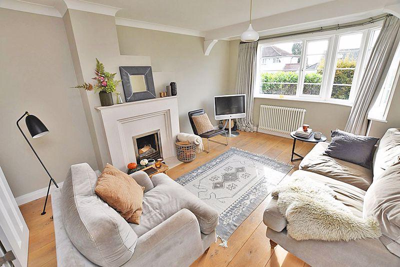 The Grove, Bearsted Maidstone ME14 3 bed semidetached house £530,000