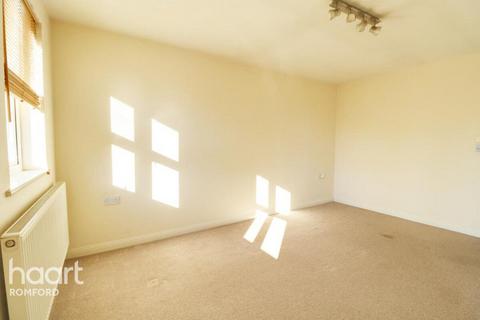 1 bedroom apartment to rent, Kidman Close, Romford