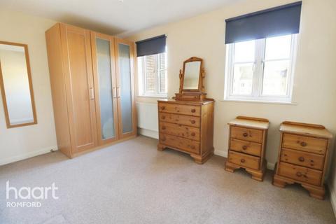 1 bedroom apartment to rent, Kidman Close, Romford