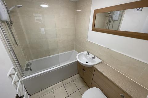 2 bedroom flat to rent, STOURBRIDGE - Beech Court