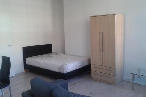 Studio to rent, 2 Mill Street, City Centre, Bradford, BD1