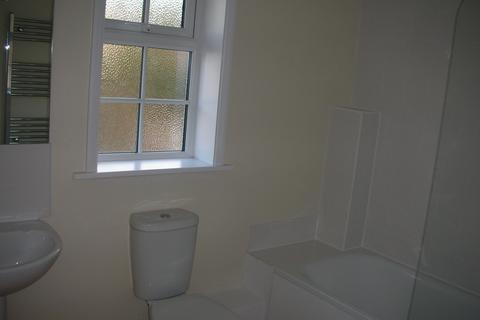 1 bedroom flat to rent, Edenbridge, Kent, TN8