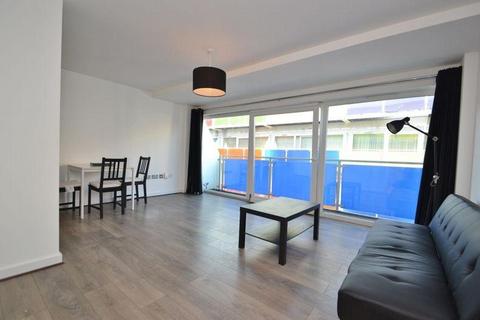 2 bedroom apartment to rent, Concord Street, Leeds, LS2 7QS