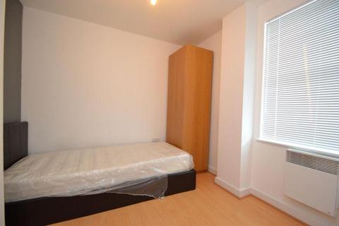 2 bedroom apartment to rent, Concord Street, Leeds, LS2 7QS