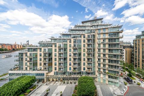 2 bedroom apartment to rent, Kingfisher House, Battersea Reach