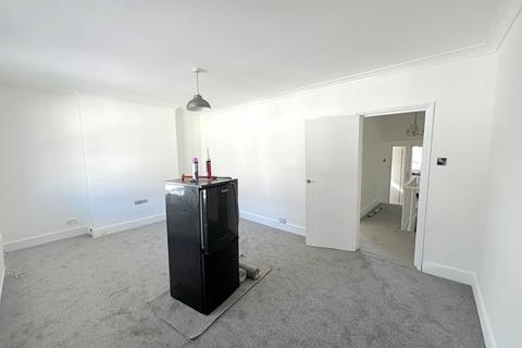 1 bedroom apartment to rent, Goldstone Road, Hove, East Sussex.