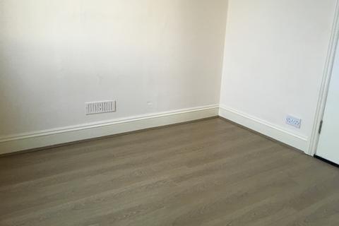 1 bedroom apartment to rent, Tisbury Road, Hove, East Sussex.