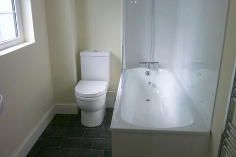 Studio to rent, Boundary Road, Hove, East Sussex.