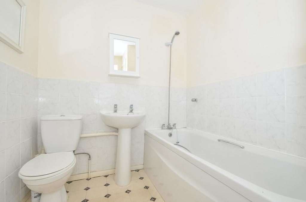 Bathroom Bungalow in