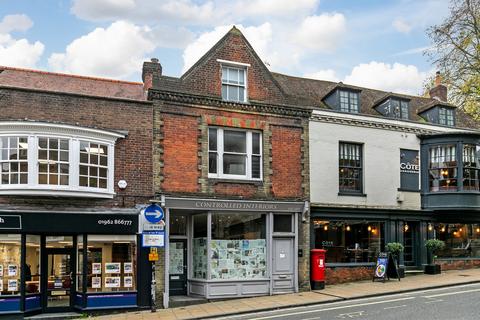 3 bedroom maisonette to rent, High Street, Winchester, SO23