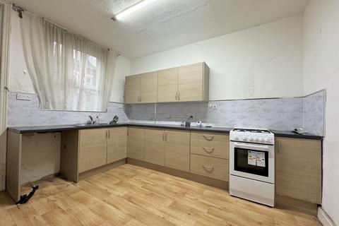 4 bedroom terraced house to rent, Seaforth Road, Leeds, West Yorkshire, LS9