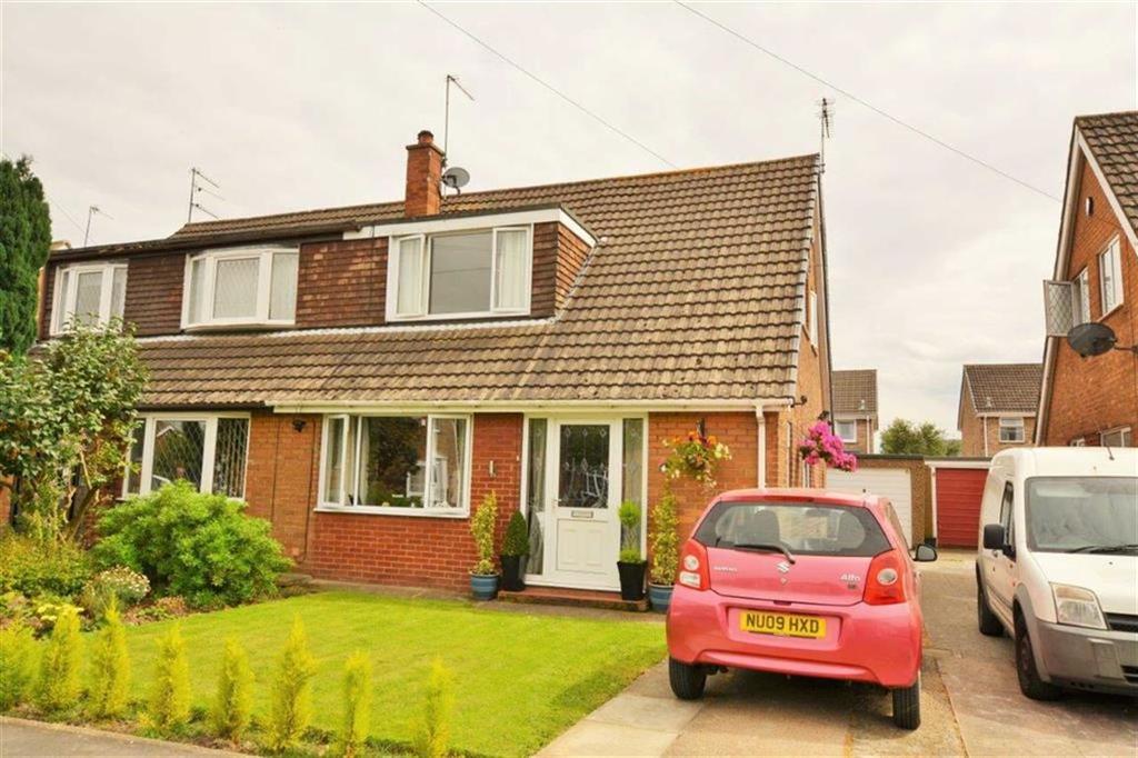 Emmott Road, Beverley High Road, Hull, HU6 3 bed semidetached house