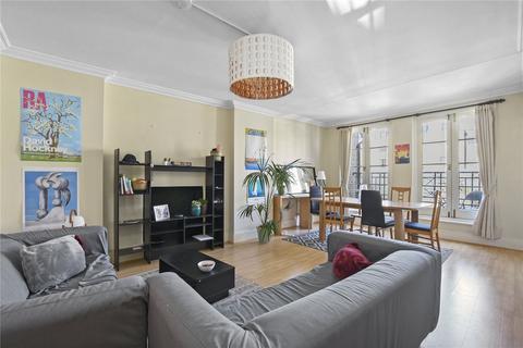 3 bedroom flat to rent, Albany Street, London