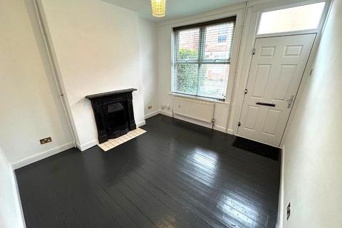 3 bedroom terraced house to rent, Drayton Street, Sherwood, Nottingham, NG5 2JR