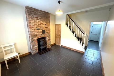 3 bedroom terraced house to rent, Drayton Street, Sherwood, Nottingham, NG5 2JR