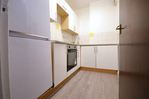 Studio to rent, Royal College Street, Camden, NW1 9QS