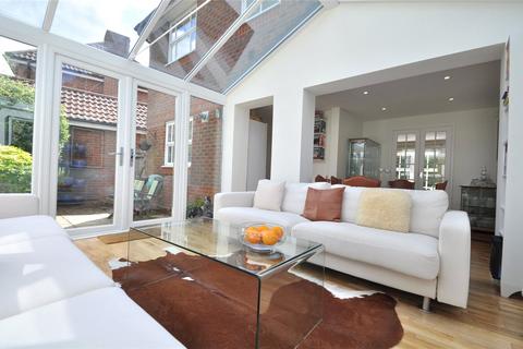 3 bedroom detached house to rent, Bramley Way, St. Albans, Hertfordshire