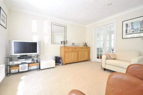 3 bedroom detached house to rent, Bramley Way, St. Albans, Hertfordshire