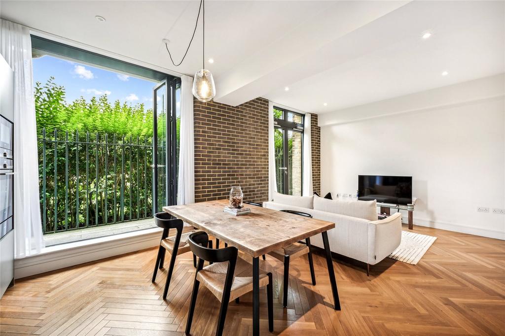 Reception/Kitchen