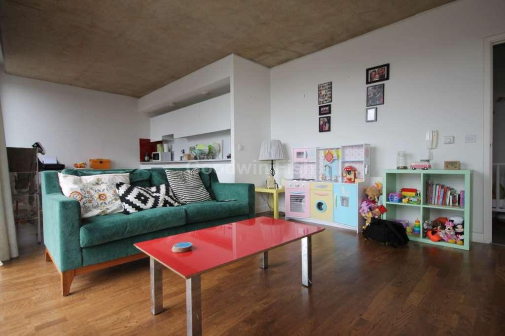 Chips Lampwick Lane Manchester 1 Bed Apartment 700 Pcm Image 1 Of 9