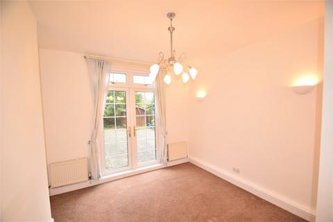 2 bedroom apartment to rent, Thornton Avenue, Chiswick