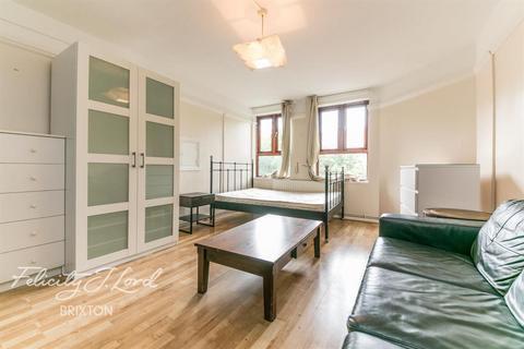 3 bedroom flat to rent - New Park Road, Brixton Hill