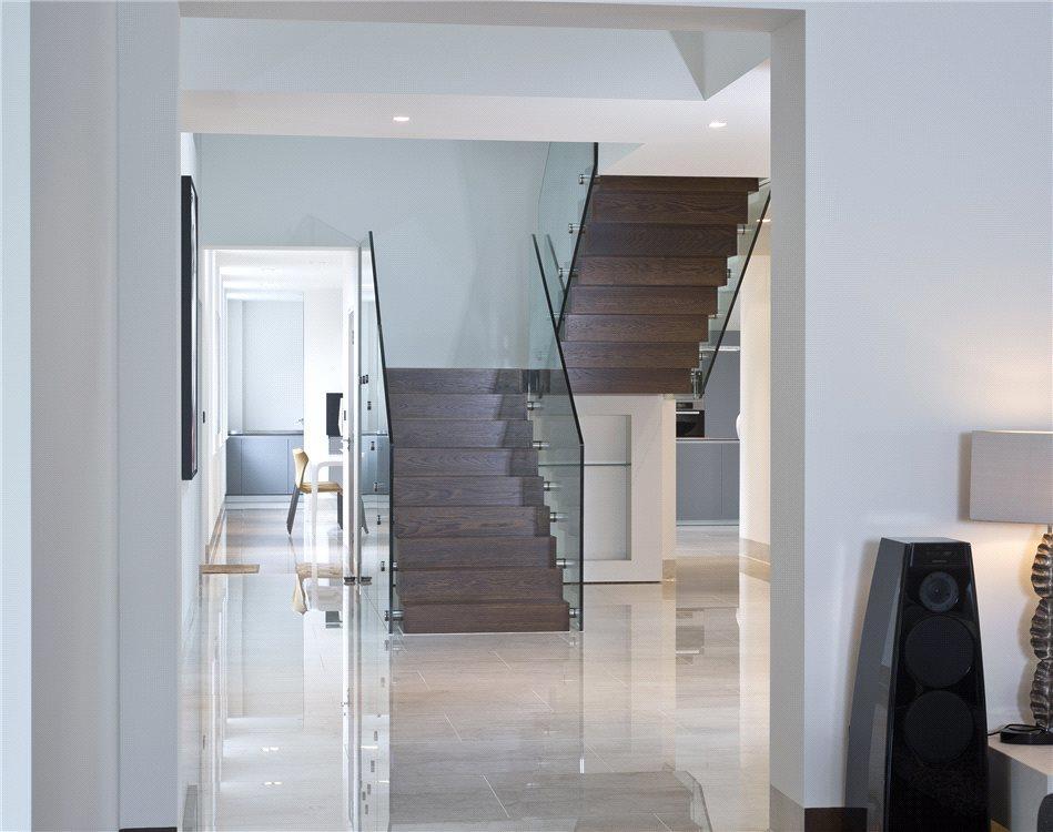 Feature staircase