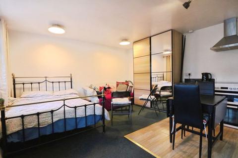 undefined, Beech Road, Langley - Studio Flat - All Bills Included