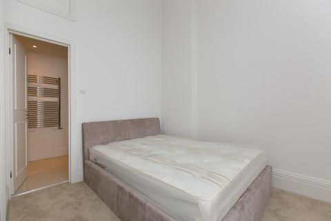 1 bedroom apartment to rent, Penywern Road, Earls Court, London, SW5